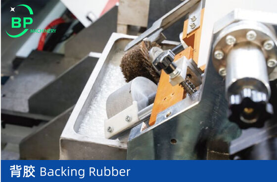 자동 노트북 뒷 척추 스트립 포장 기계 BPBB30L2F 두 개의 커버 피더와 고등학교 노트북 결합을위한 차가운 접착제 또는 뜨거운 접착제 기능과 함께