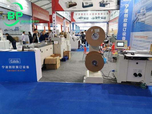 노트 및 캘린더용 자동 와이어 제본 및 천공기 PBW580S